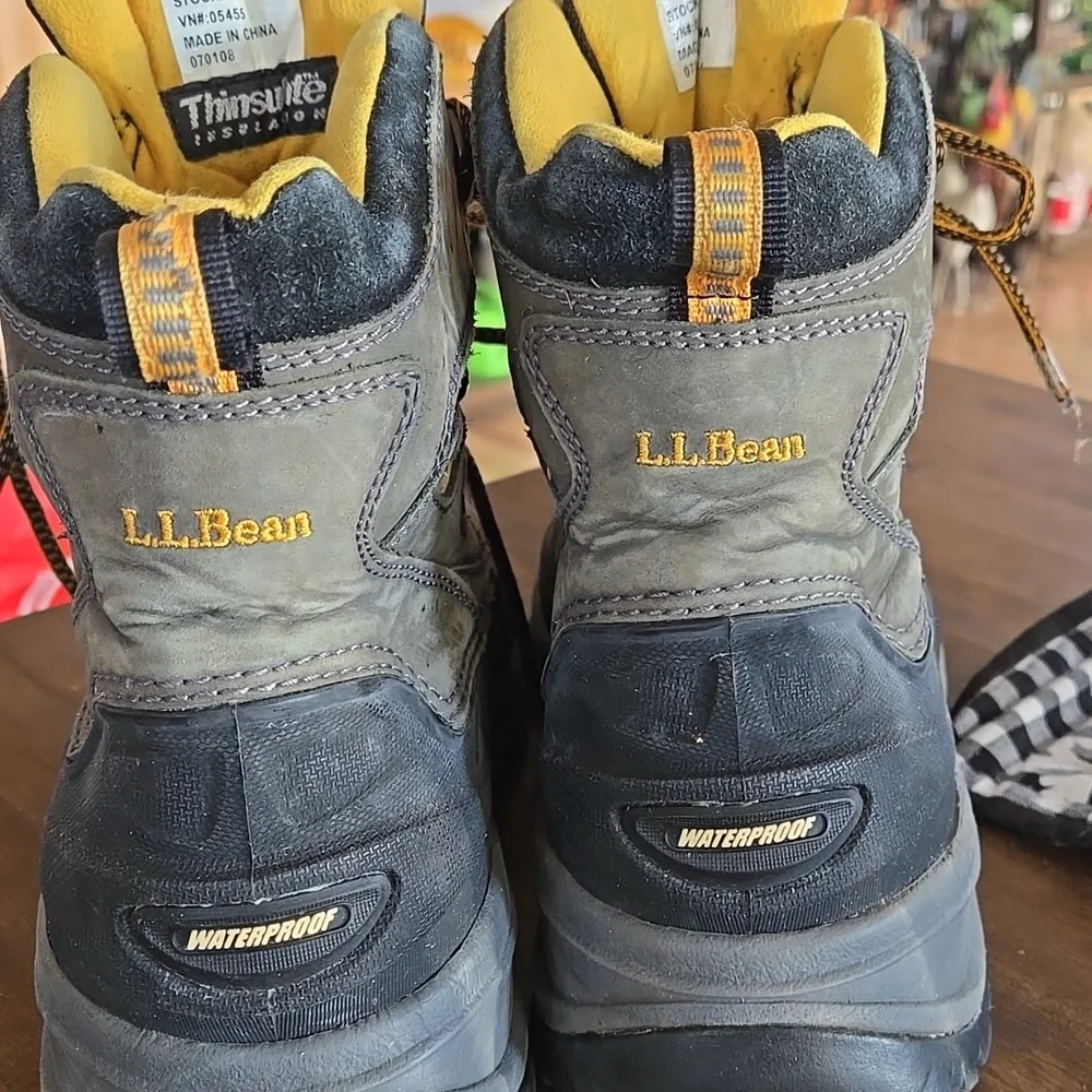 LL Bean 3M Thinsulate Black and Yellow Boots Mens Size 9 Waterproof Hikers